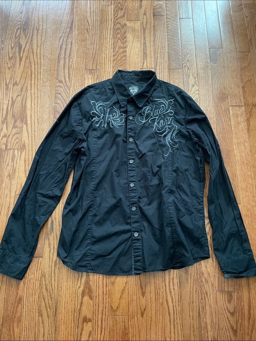 Black Karv Black Embroidered Button Down Men’s Sz XL